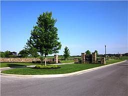 1st image of 14 Waterford Dr #14