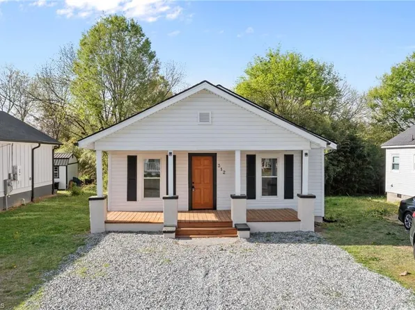 312 Cleveland Ave, Burlington, NC 27215