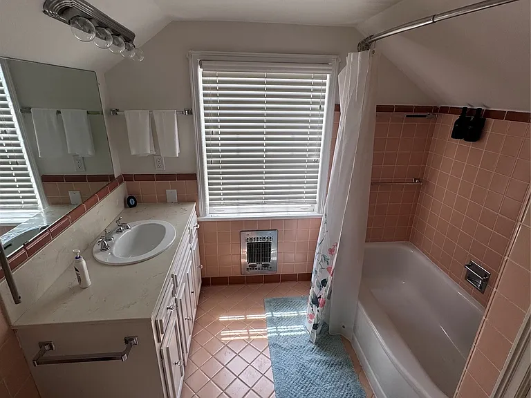 1525 Hillcrest Dr — Photo 27