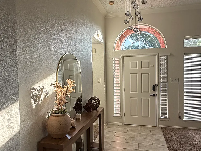 2305 Austin Dr — Photo 9