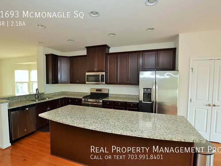 41693 McMonagle Sq — Photo 4
