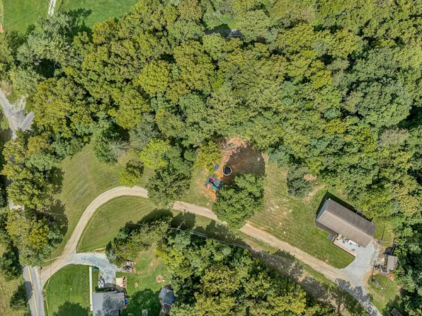 75 Walnut Ridge Rd, Troutville, VA 24175