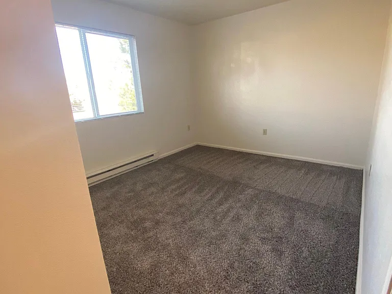1343 Cherry St — Photo 7