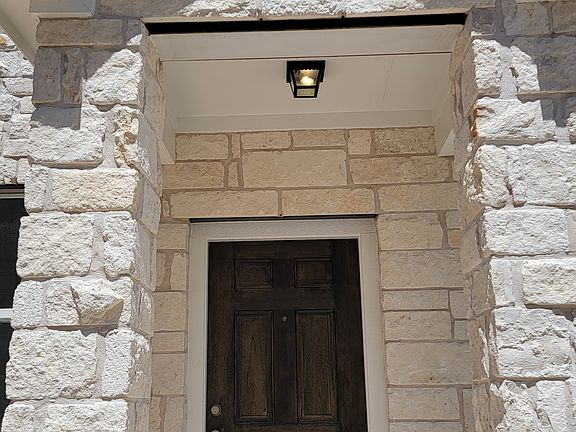 3rd image of 1527 Fenton Hill Dr