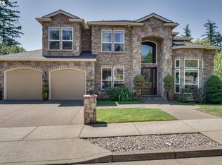 12374 SE Sydney Ln, Happy Valley, OR 97086