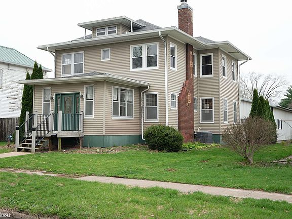 2nd image of 520 Webster St