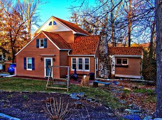 8 Shephard Rd, Hewitt, NJ 07421