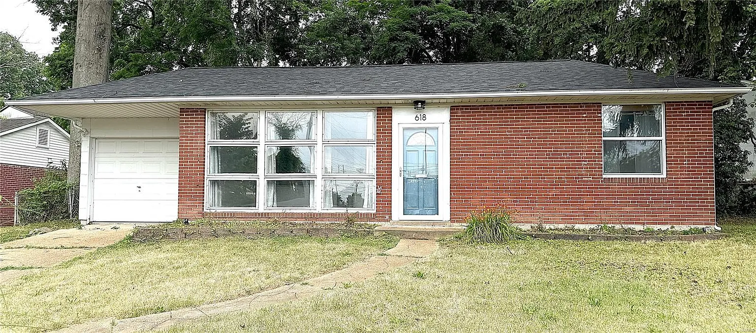 618 Majesty Ct photo 1