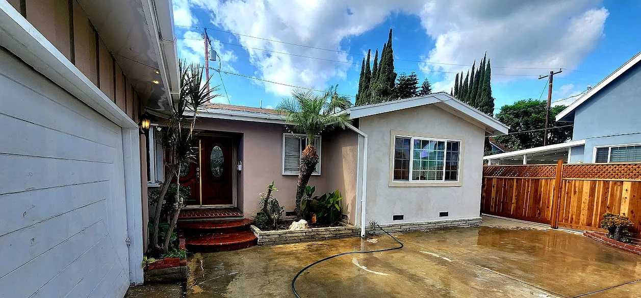 3 bed, 1432 sqft, $3,800 — Photo 3