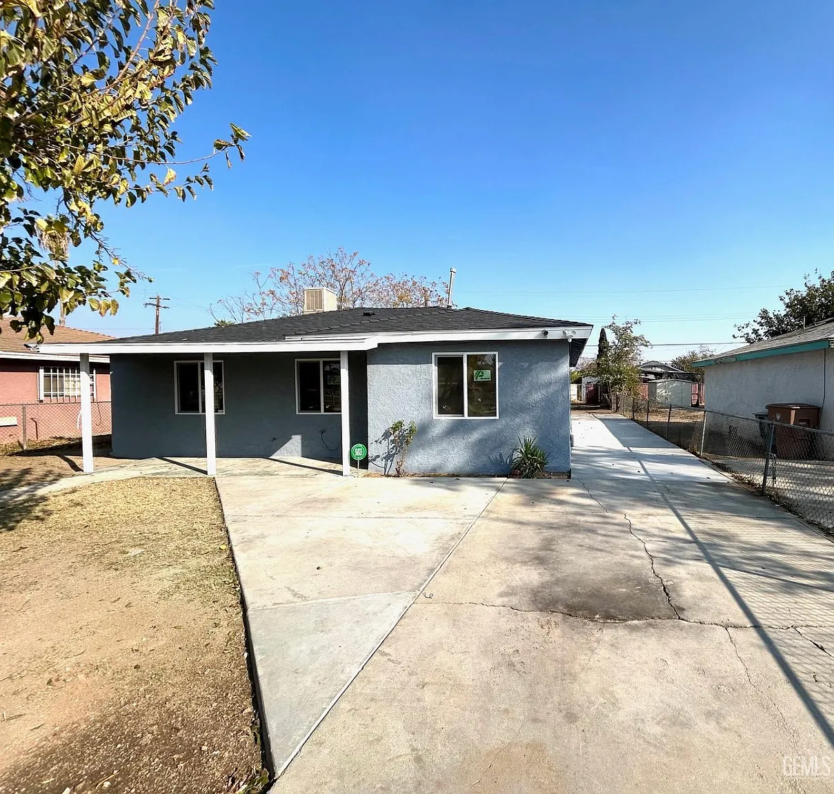 347 Northrup St photo 1