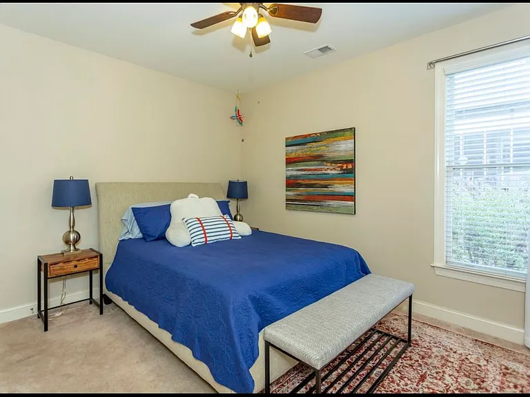 2107 Southbridge Ct — Photo 6