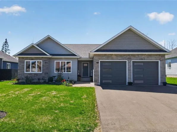 195 Rosebank Cres, Riverview, NB E1B 0R5