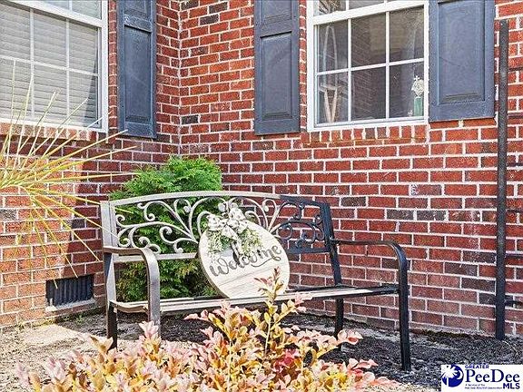 5th image of 1826 Wax Myrtle Dr