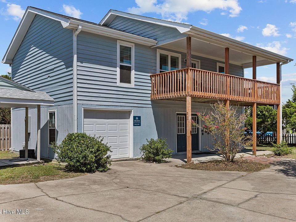 1st image of 210 Bayview Drive