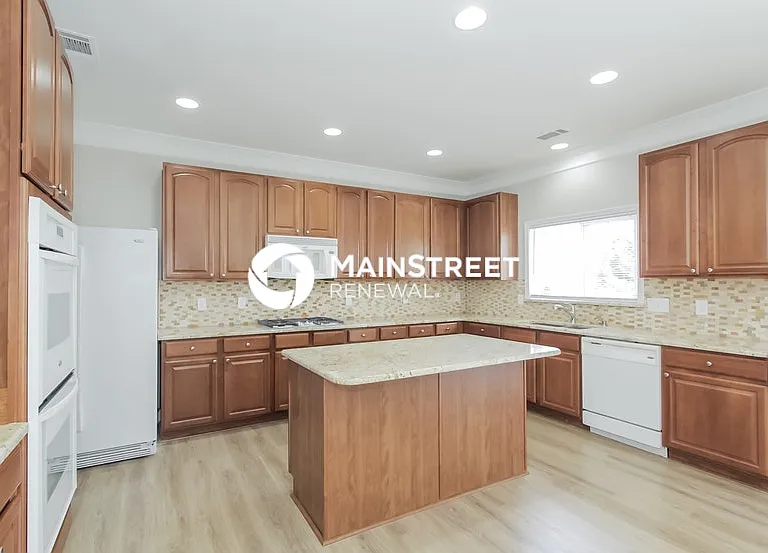 12930 Tahoe Dr — Photo 9