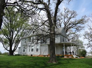 2812 S Brookville Rd, Polo, IL 61064