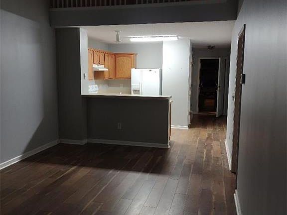 3rd image of 125 Fox Creek Dr