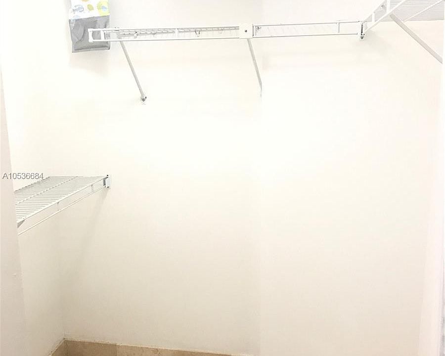 1st image of 500 NE 29th St APT 1207