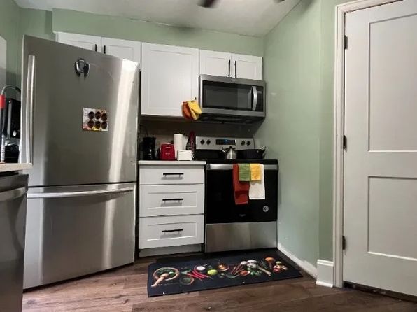 3305 N Cook St APT B