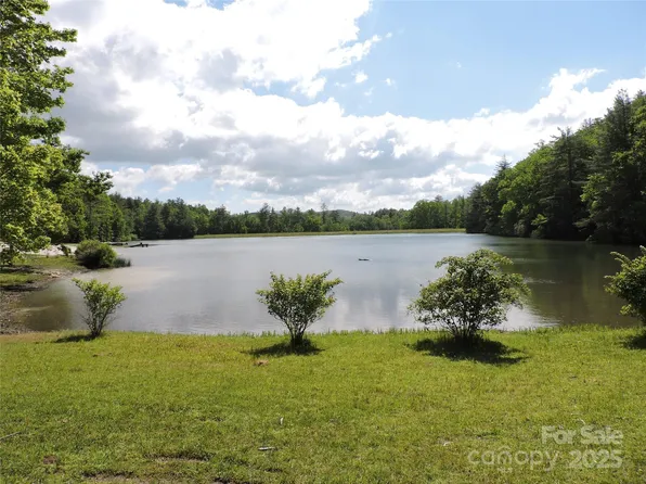 0 Swiss Pine Lake Dr, Spruce Pine, NC 28777