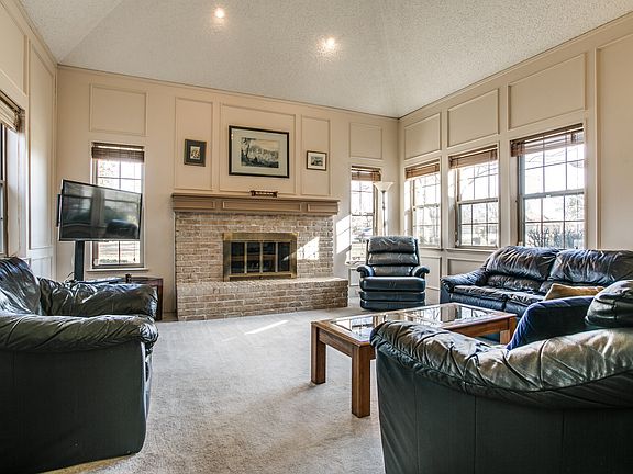 5th image of 6946 Dove Creek Dr