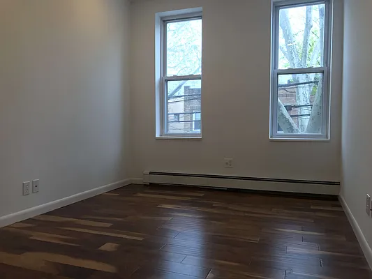 Rented by Capri Jet Realty Corp | media 14