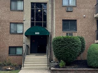 1575 W Street Rd APT 814, Warminster, PA 18974