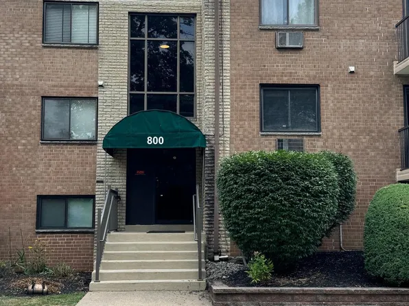 1575 W Street Rd APT 814, Warminster, PA 18974