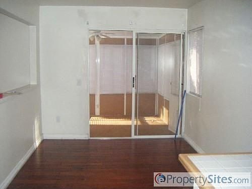 5th image of 15572 Garnet Ct