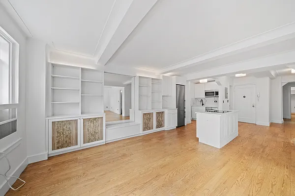 Rented by Vector New York, LLC | media 22