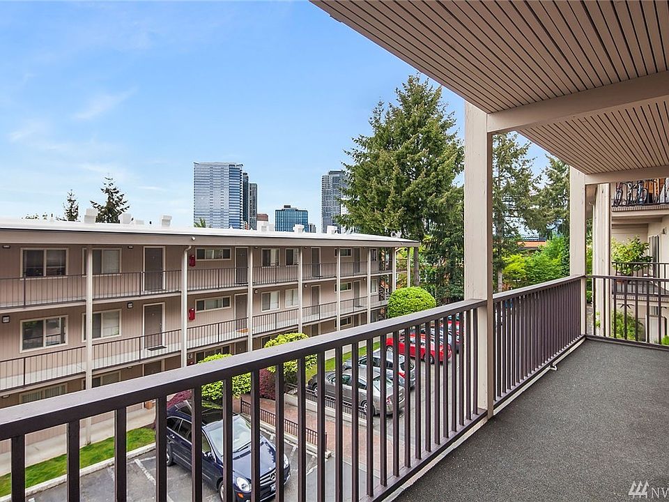 1st image of 130 105th Ave SE APT 206