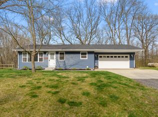 53572 Pulver Rd, Three Rivers, MI 49093