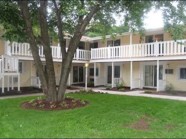 Brookside Commons, 556 King St #C98f61bde, Bristol, CT 06010