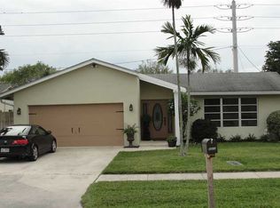3310 SW 4th St, Deerfield Beach, FL 33442