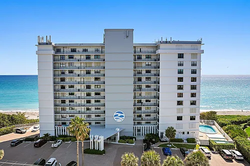 840 Ocean Dr Photo 1