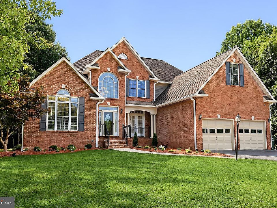 1st image of 133 W Quail Ln