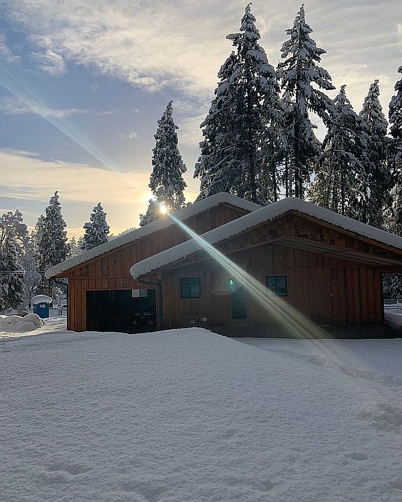 2nd image of 284 Rays Ln