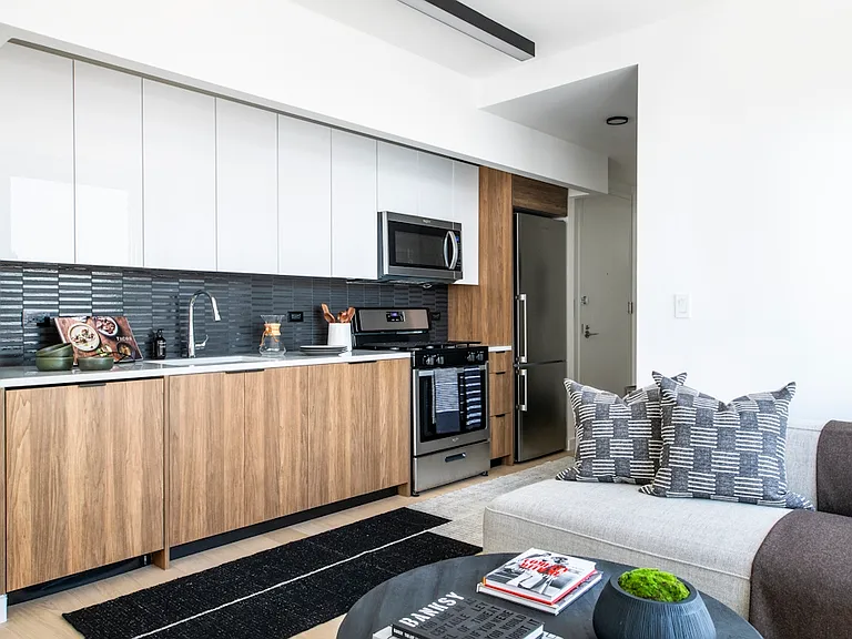 1-15 57th Ave #4219 — Photo 3