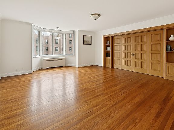 3rd image of 145 E 48th St APT 17C