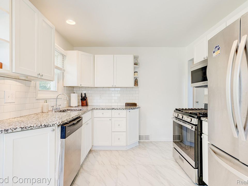 421 Channing St, photo 9
