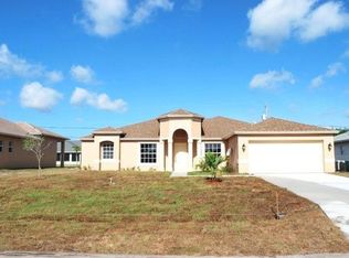 250 SW North Quick Cir, Port Saint Lucie, FL 34953