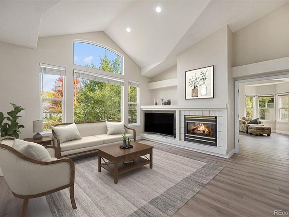 4th image of 1010 Home Farm Circle
