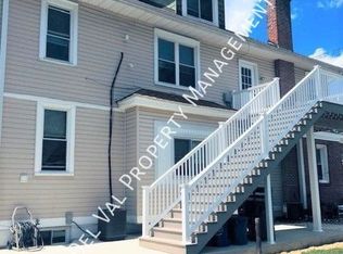 2600 Edgmont Ave #B, Brookhaven, PA 19015