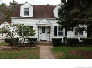 270 Woodland St, Manchester, CT 06042