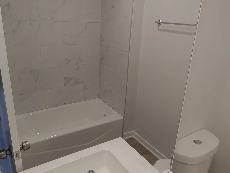 5366 S Laramie Ave #202 — Photo 51