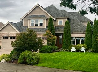 8656 Ashbury Ct, Blaine, WA 98230