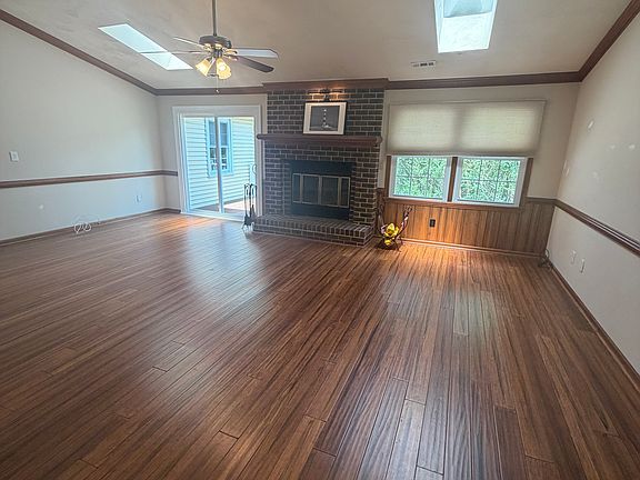 5th image of 5136 Eagle Run Rd