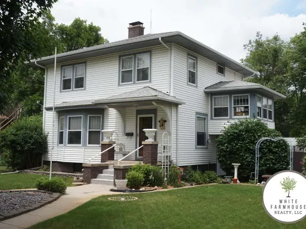 210 W 6th St, Wayne, NE 68787