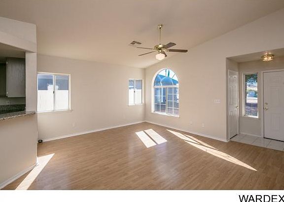 4th image of 9810 S Kingman Dr