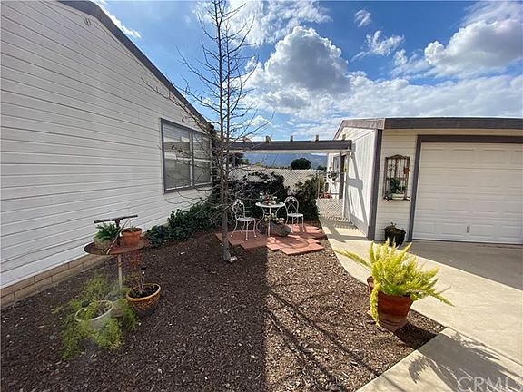 5th image of 34419 Hickory Ln